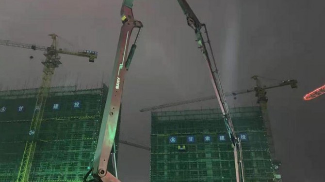 “克服困難 真抓實(shí)干”百酈玲瓏府項(xiàng)目工程進(jìn)度取得階段性成果