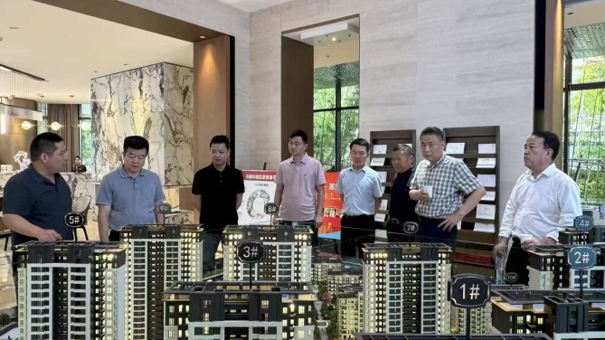 甘肅建投領(lǐng)導(dǎo)陳志亮一行調(diào)研無錫百酈華庭項目